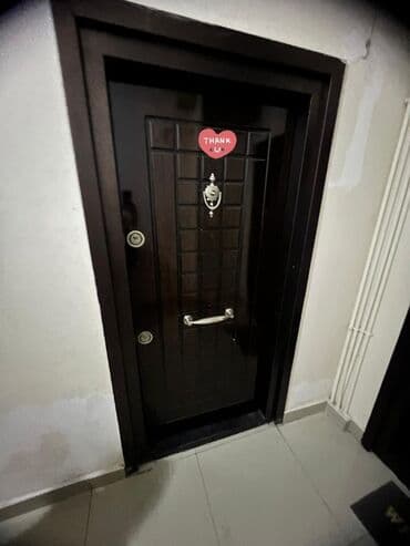 qəçreş kirayə evlər: Xırdalan kristal 1de yerləşir vasitəciler narhat etməsin ofis haqqı 30 — 10