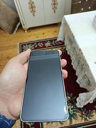 Samsung Galaxy S21 FE, 128 GB, rəng - Boz, Simsiz şarj