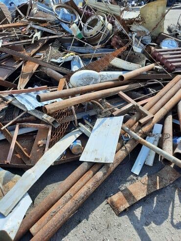 qadınlar üçün metal kəmərlər: Metal qəbulu 1 tondan artıq çəkilərlə işləyirik — 1