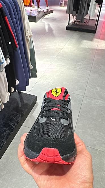 krosofka: Yeni krossovka Puma firmasının yeni Ferrari seriyasıdır. Türkiyədən — 2