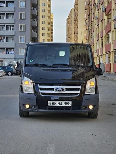 Ford Transit: 2.2 l | 2011 il 161000 km Mikroavtobus