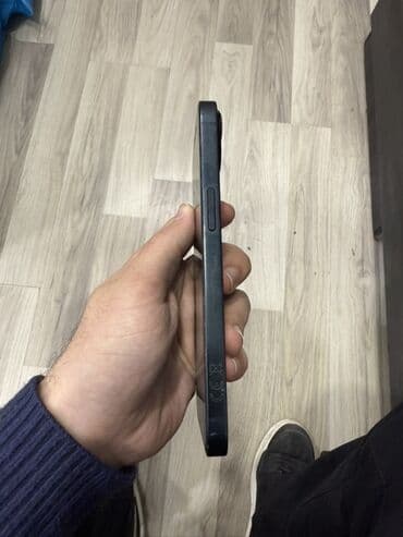 ipad air 5: IPhone 13, Mavi — 3