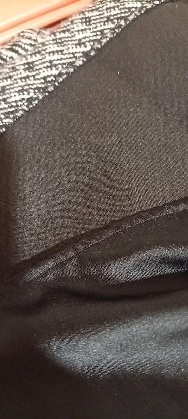 İki hissəli qadın dəsti – jaket və ətək - Brend: Chanel (etiketdə — 4