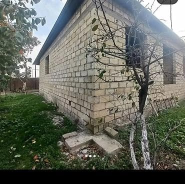 bayılda ev: 5 otaqlı, 6 kv. m, Kredit yoxdur, Təmirsiz — 2