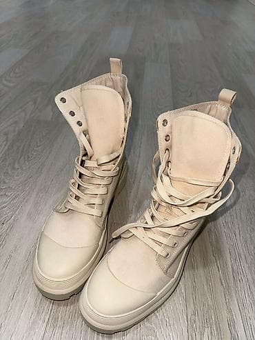 Ayaqqabılar: Pull&Bear uniseks batağı – krem/bej rəng - Model: Pull&Bear — 8