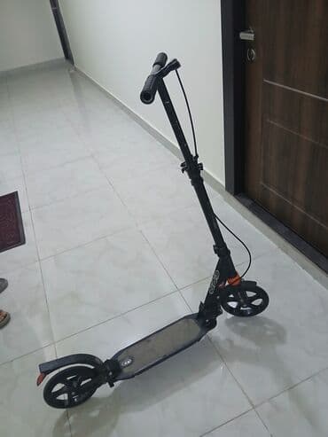 qaçış aparatı 2ci el: Şəhər içi hərəkət üçün yığcam skuter - Tip: Mexaniki (ayaqla itələmə) — 2