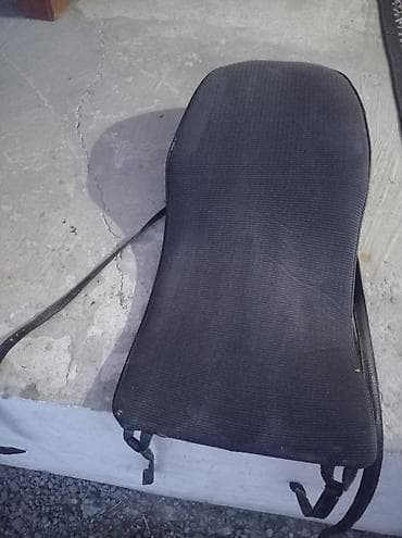 Vaz 2106 aksesuari - Material: üst hissə toxumalı parça, alt və