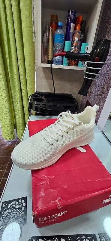 Puma kişi krossovkası – SoftFoam+ komfortu 120azn alınıb 80azn — 2