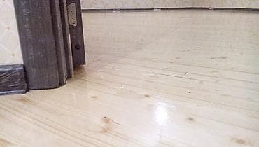 qurutma aparati: Şlifovka(cilllanma).vertikal aparatla + plintüs və lak vurulması — 6