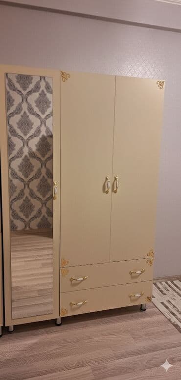 Ev üçün digər mebel: Açılan, 3 qapılı Düz dolab, Qarderob, paltar dolabı — 1