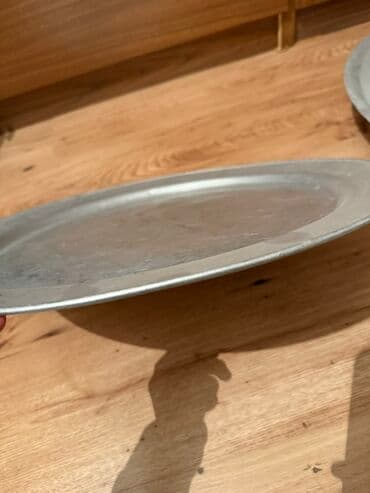 saxlama qablari: Alüminium dairəvi sini/padnos - Material: yüngül və davamlı alüminium — 2