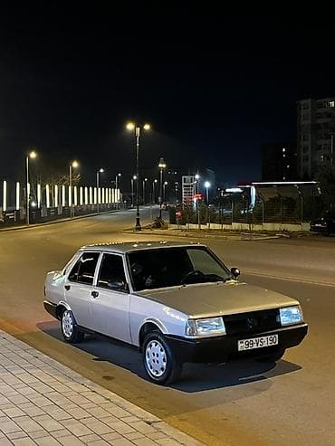 5 1 ford transit: Model: Tofaş Şahin (sedan) Kuzov: 4 qapılı, gümüşü rəng, qara plastik — 3