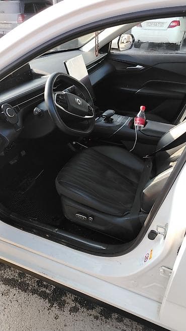 top az muravey: Changan Qiyuan A05: 1.5 л | 2024 г. 88000 км Седан — 5