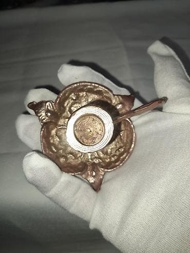 ayaq üstü saat: Bürünc şamdan – tutacaqlı, portativ model - Material: tam bürünc — 8