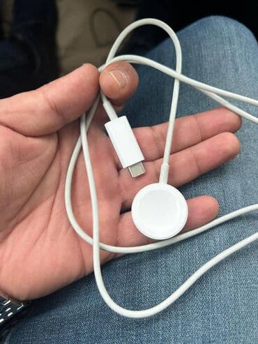 elektoron saat: Iwatch SE2 44mm Xira ciziqlar var. Problemi yoxdur əla — 4