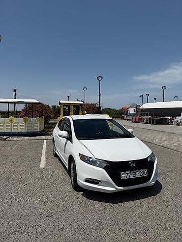 Honda Insight: 1.3 l | 2010 il Hetçbek — 4