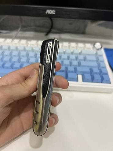 Elektronika: Vertu rəng - Gümüşü, Düyməli — 4