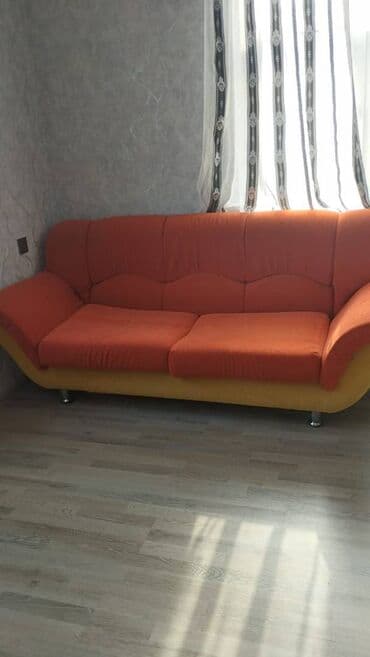 диван и 2 кресла: Диван, Б/у, Раскладной — 1