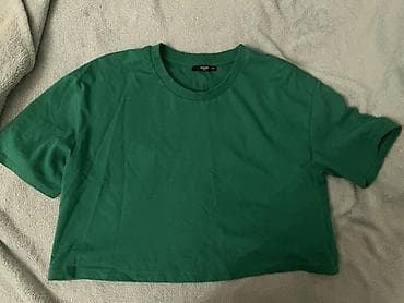 Brend: COLIN’S Model: Qısa kəsimli (crop) T‑shirt Ölçü: XS/34 Rəng