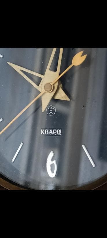 Masaüstü saatlar, Elektron, Saniyə əqrəbi