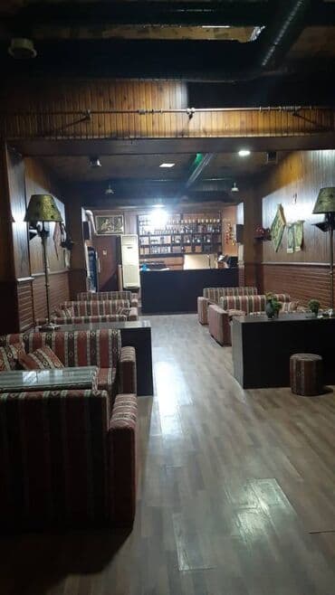 qarayev obyekt: Nərimanov rayonu, Nərimanovda saatın yaxınlığında ümumi sahəsi 250 — 1