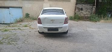 Chevrolet Cobalt: 1.5 l | 2024 il 89000 km Sedan — 2