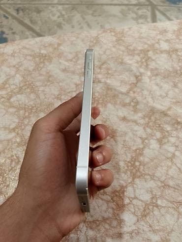 appl: IPhone 17 Pro, 64 GB, Ağ, Zəmanət, Simsiz şarj, Face ID — 2