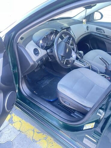 ГАЗ: Chevrolet Cruze sedan - Mühərrik: Ecotec benzinli - Ötürmə: Avtomat - — 5