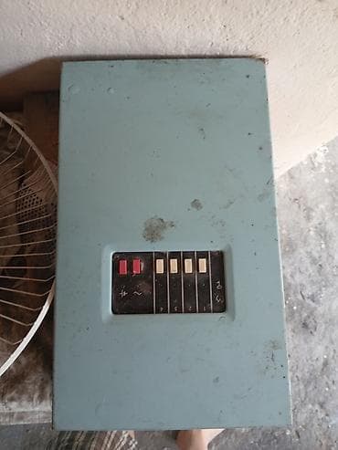 bu saatlarda b: Məhsul: Retro/antik kolleksiya dəsti Tərkib: - Mexaniki-elektrik — 1