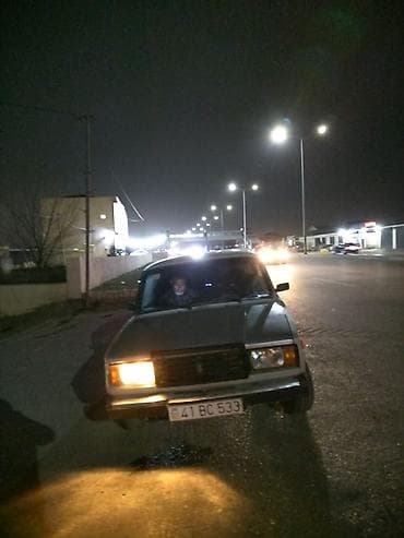 chevrolet aveo radiator: VAZ 2107 sedan - Kuzov: klassik 4 qapılı sedan, ağ rəng, qara — 3