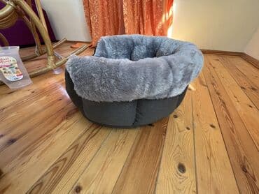 pişik yuvası: Pişik yatagı teze alınıb pisik yerinde yatmadıgına göre satılır — 2