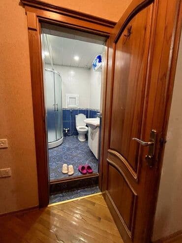 saray mtk 78 kv: 2 otaqlı, Yeni tikili, m. Qara Qarayev, 60 kv. m — 8