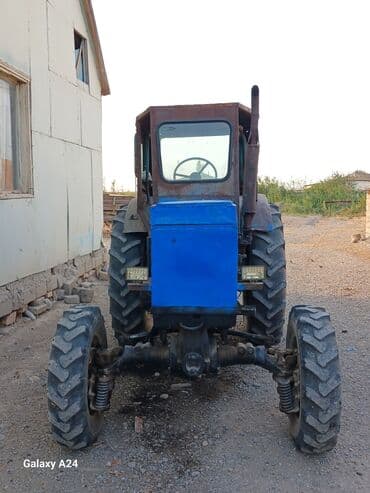 traktor ekskavator satiram: Tək satılır işlək vəziyətdədi qoşa difer t.40 real alıcılar zeng etsin — 4