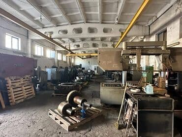 mağaza üçün avadanlıqlarla təchiz olunmuş obyekt: Razində, Fidan şadlıq sarayı yolunda, Grandmartın yaxınlığında, 600 kv — 10