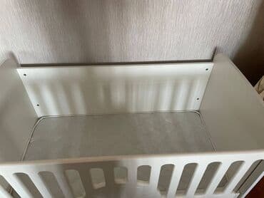 ikinci əl şifonerlər: Oğlan və qız üçün, İşlənmiş, Beşik, Matras ilə — 1