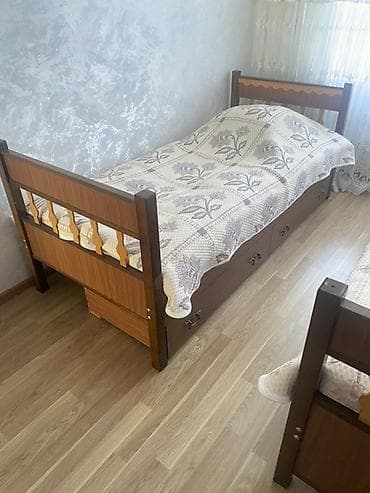 qoz: Taxta tək nəfərlik çarpayılar – 2 ədəd - Material: möhkəm ağac — 2