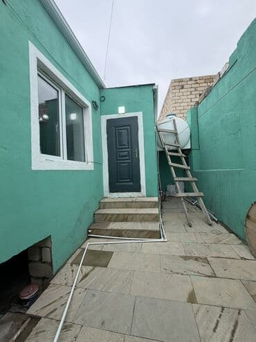 masazır yeni bakı 2 otaq 74 kvm: 3 otaqlı, 60 kv. m, Orta təmir — 5