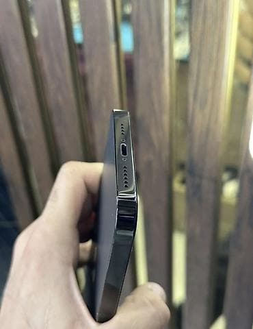 şirvan ayfon: IPhone 14 Pro Max, 256 GB, Qara — 6