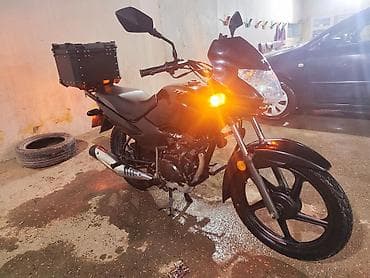 ce klas: TVS sport motosu heç bir xərc tələb etmir otur sur idiyal vəziyyətdədi — 2