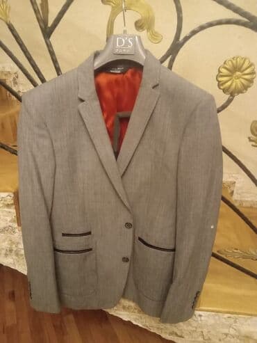 Daraq panellər: Kostumlar ve pencekler,Italyada alinmiwdilar,ucuz satilir,48 - 50 — 10