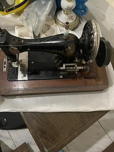 antik eşya: Antik tikiş maşını – Alman istehsalı - Mexaniki, əl çarxlı (volanlı) — 4