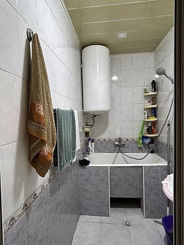 Bakı, Bakıxanov qəs., 4 otaqlı, Köhnə tikili, m. Neftçilər, 90 kv. m — 8