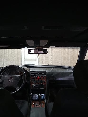 mersedes kupe: Mercedes-Benz C 180: 1.8 l | 1999 il Sedan — 7