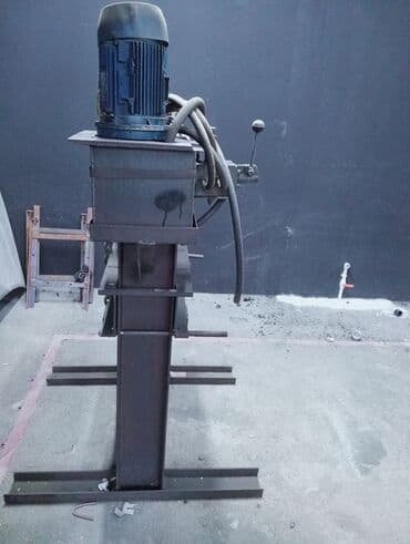 Döşəmə: Sənaye hidravlik press (elektrik mühərrikli) - Güclü elektrik — 4