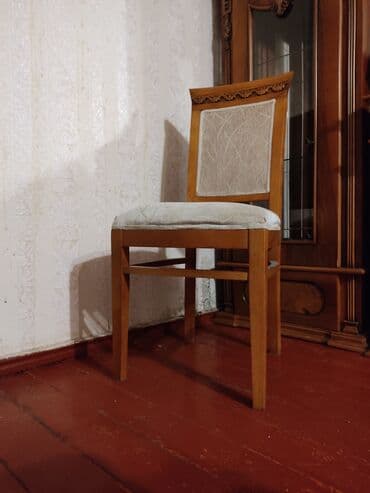 işlənmiş stol stul: Qonaq otağı üçün, İşlənmiş, Açılan, Dördbucaq masa, 8 stul — 4