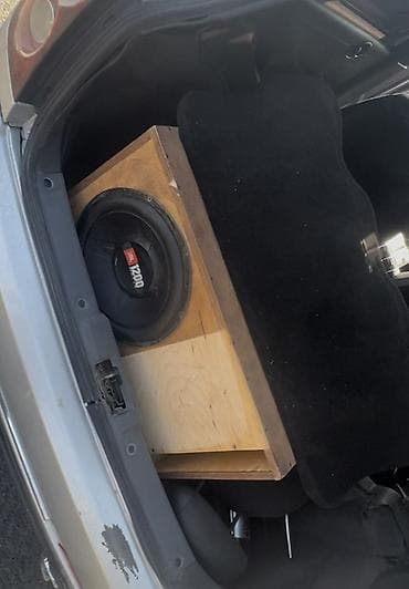 Avtomobil üçün audio sistem komplekti - Subwoofer: JBL 1200 seriyası