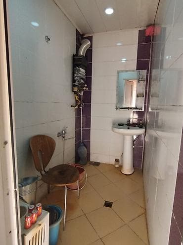 qarayevde ipoteka evler: Mənzilin təsviri - 1 otaqlı, işıqlı və geniş yataq otağı: divar — 7