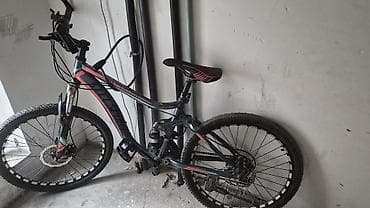 “Velosipedim köhnədir, paslanıb və 24 duydu. Skor sistemində də