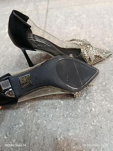 muncuq: Zərif qadın tuflisi – Lallia - Rəng: qara, şəffaf yan panellərlə - — 3