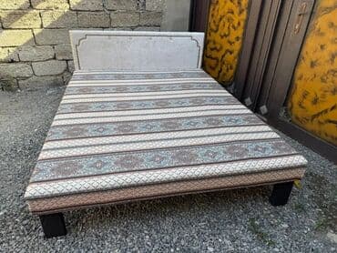 işlenmiş taxt: Təzə çarpayılar. 1 nəfərlik çarpayılar 60manat. 2 nəfərlik taxt — 16